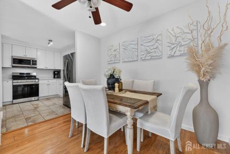 810 Cricket Lane Woodbridge Proper NJ 07095