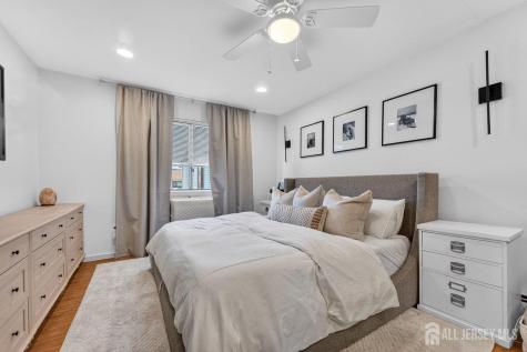 810 Cricket Lane Woodbridge Proper NJ 07095