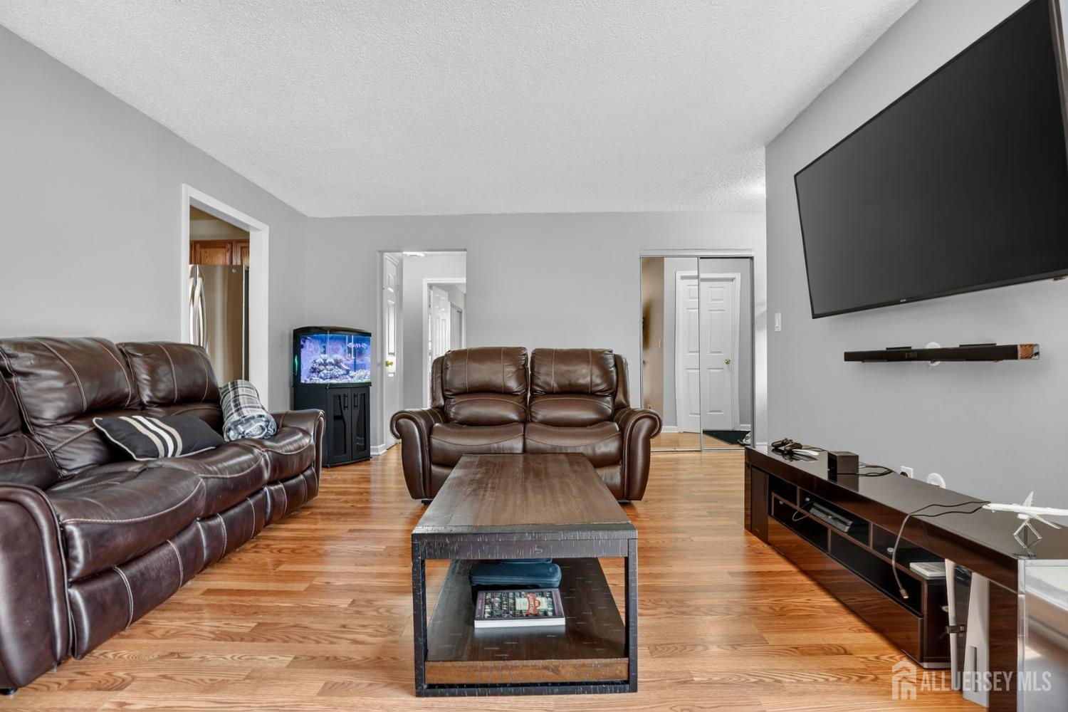 51 Woodmere Drive Sayreville NJ 08859