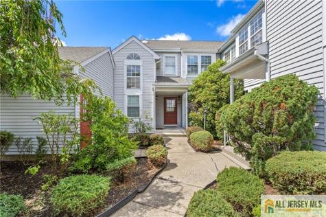 23 James Buchanan Drive Monroe NJ 08831