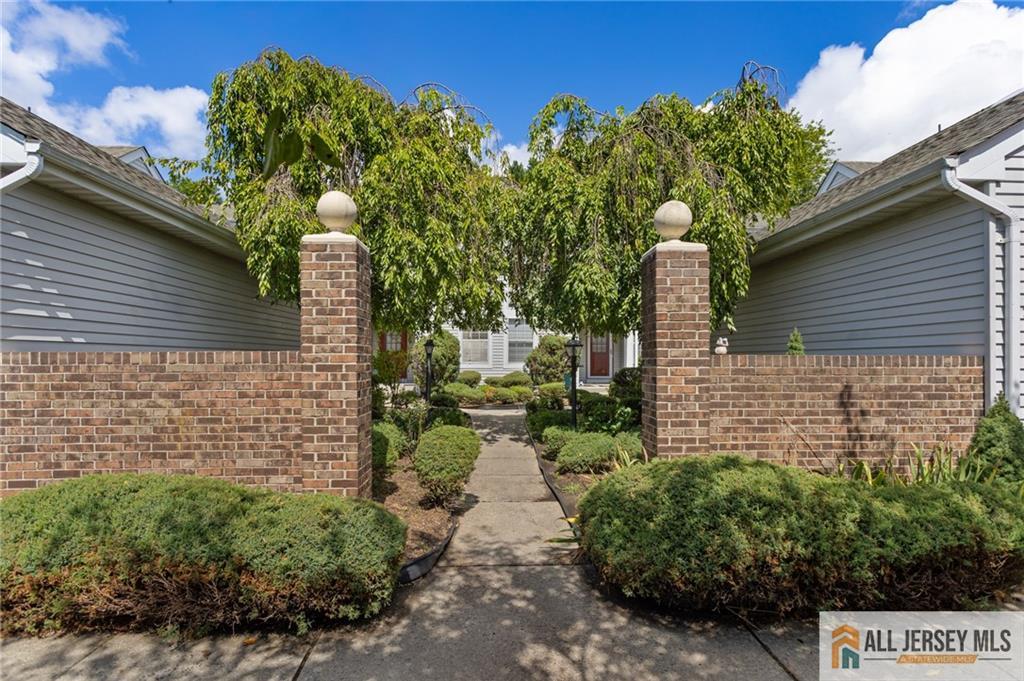 23 James Buchanan Drive Monroe NJ 08831