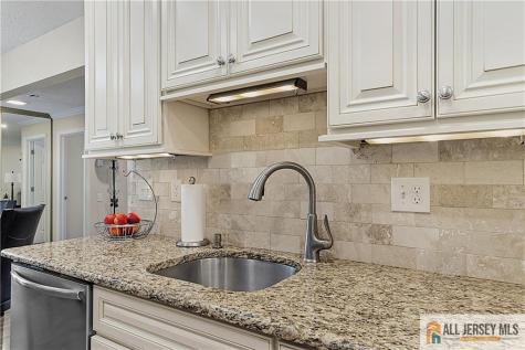 297 Yardley Drive Monroe NJ 08831