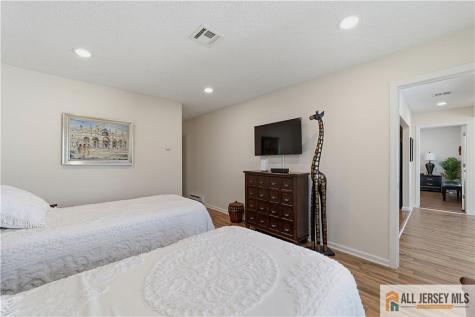 297 Yardley Drive Monroe NJ 08831
