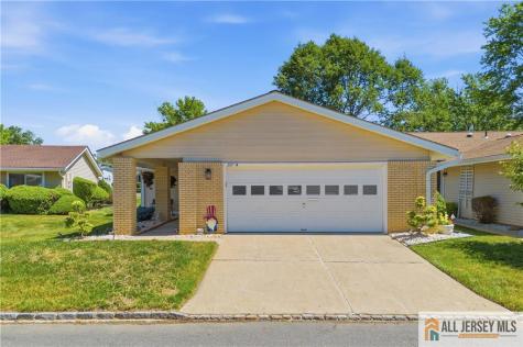 297 Yardley Drive Monroe NJ 08831