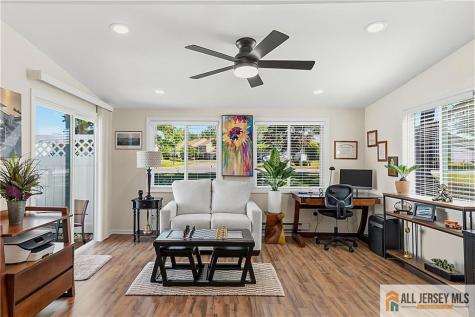 297 Yardley Drive Monroe NJ 08831
