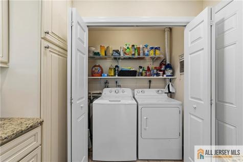 297 Yardley Drive Monroe NJ 08831