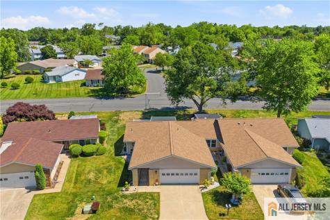 297 Yardley Drive Monroe NJ 08831