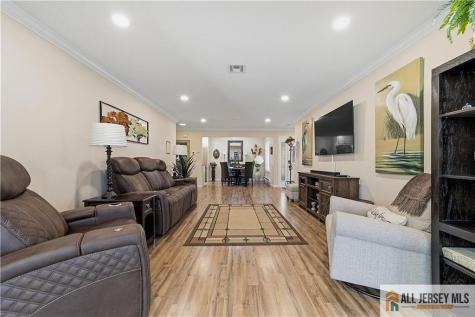 297 Yardley Drive Monroe NJ 08831