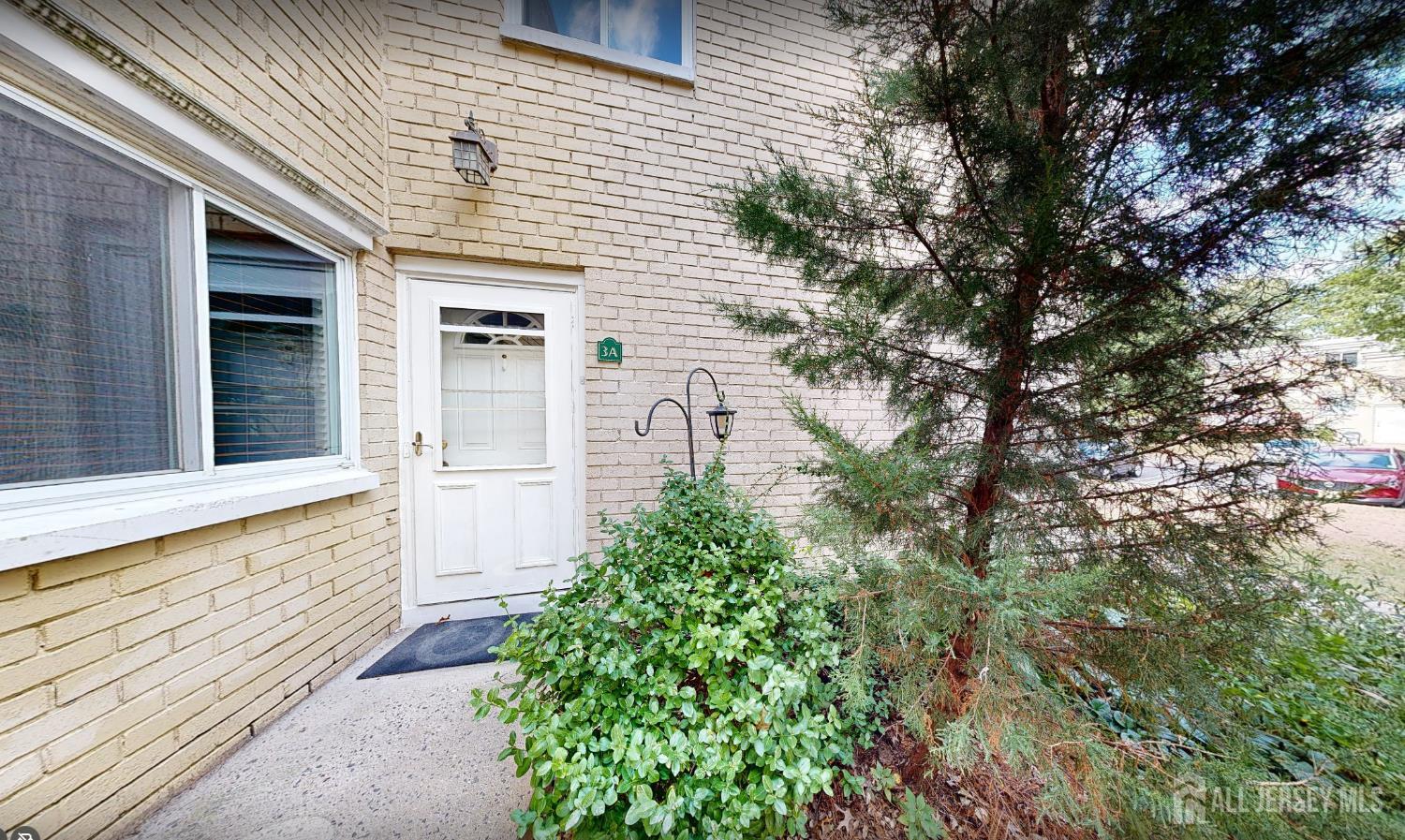 22 Lake Avenue East Brunswick NJ 08816