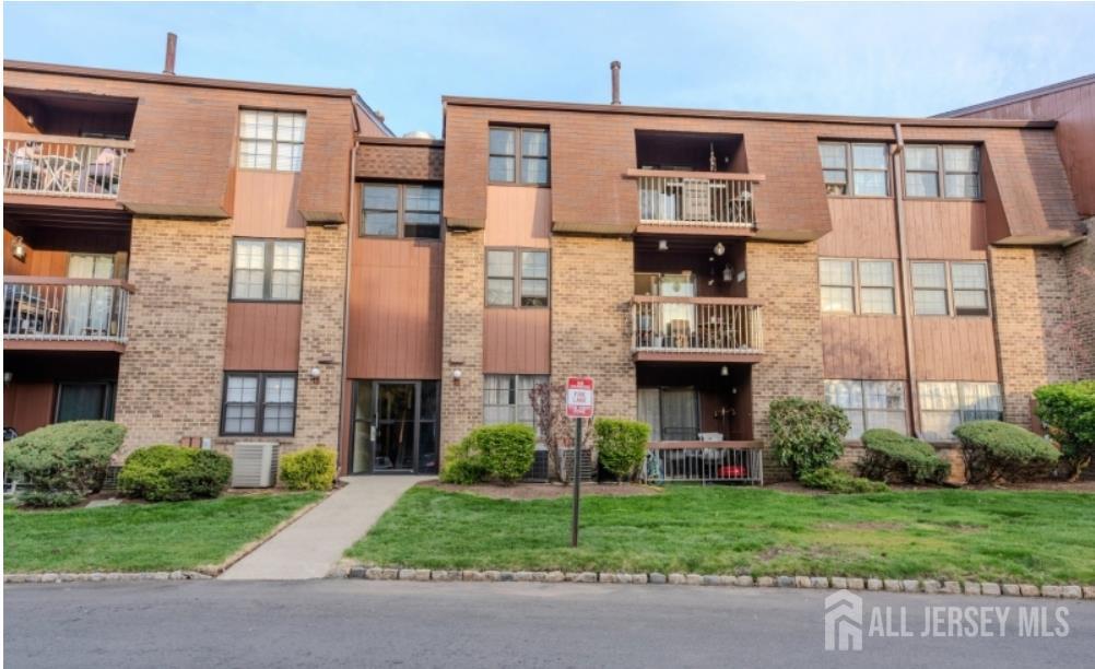 200 Sierra Court Middlesex NJ 07095