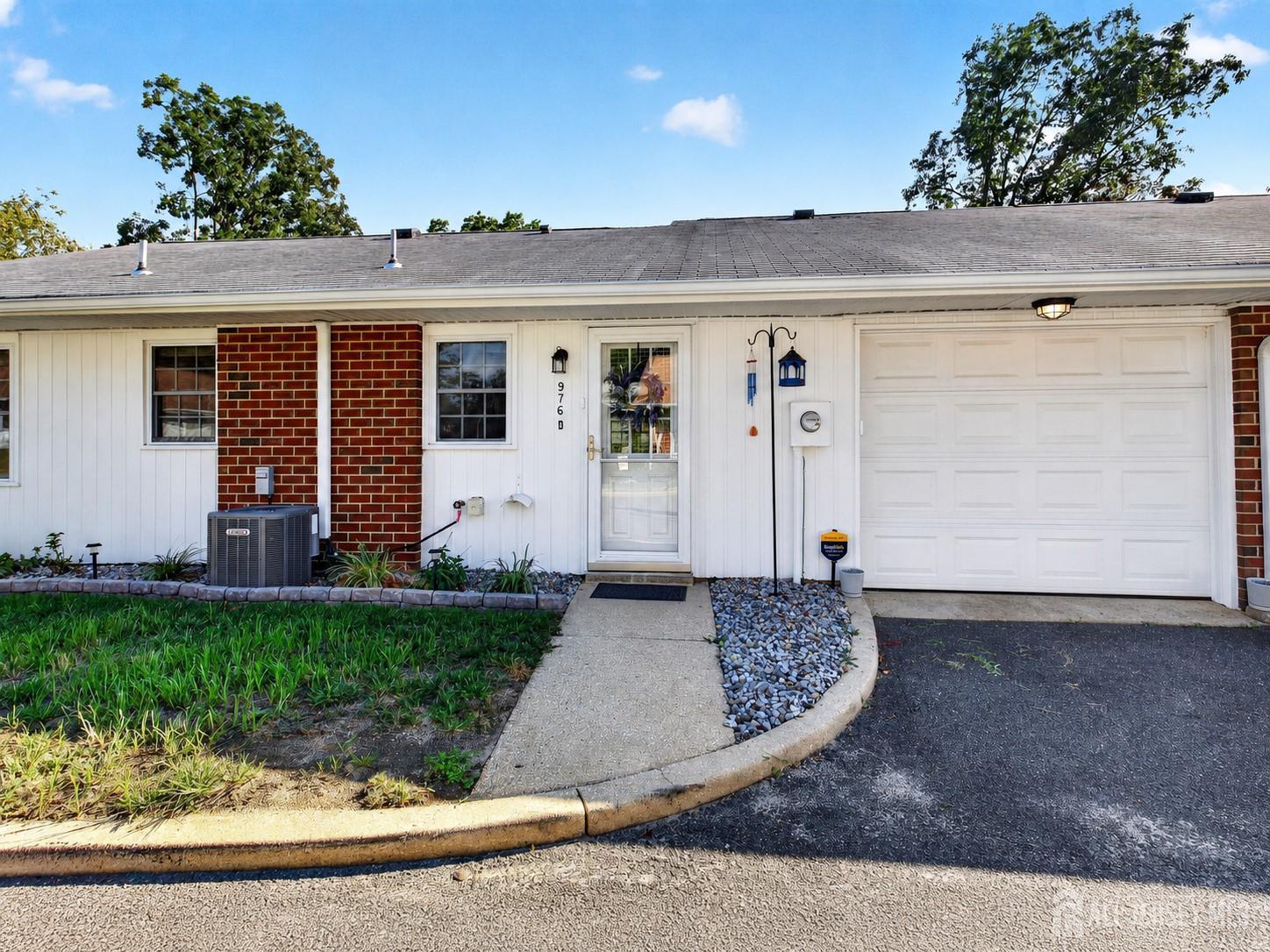 976 Aberdeen Drive Lakewood NJ 08701