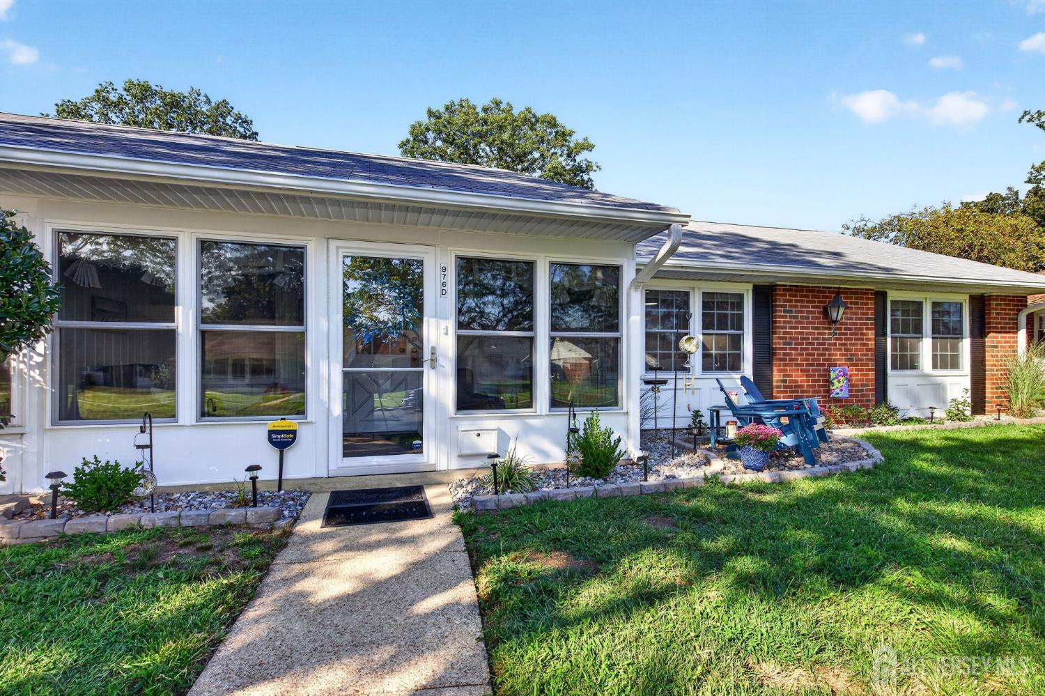 976 Aberdeen Drive Lakewood NJ 08701