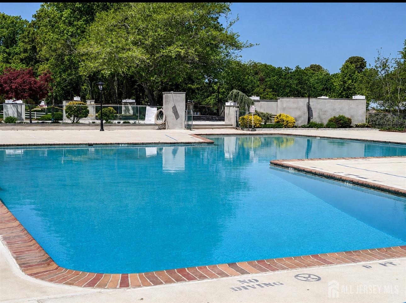 976 Aberdeen Drive Lakewood NJ 08701