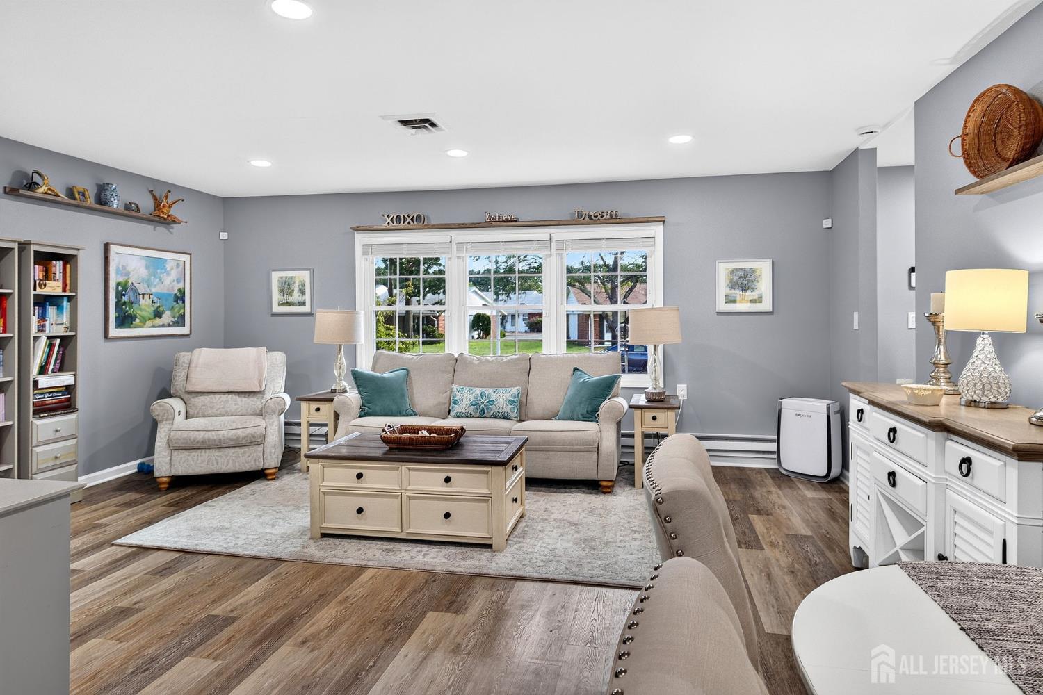 976 Aberdeen Drive Lakewood NJ 08701