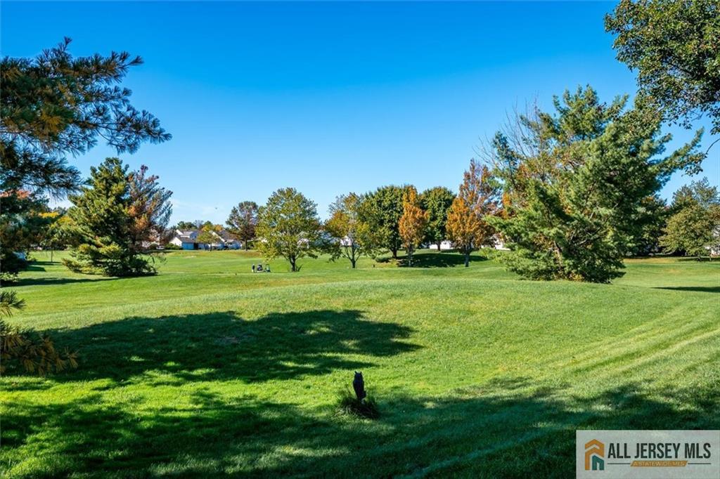 64 Winthrop Road Monroe NJ 08831