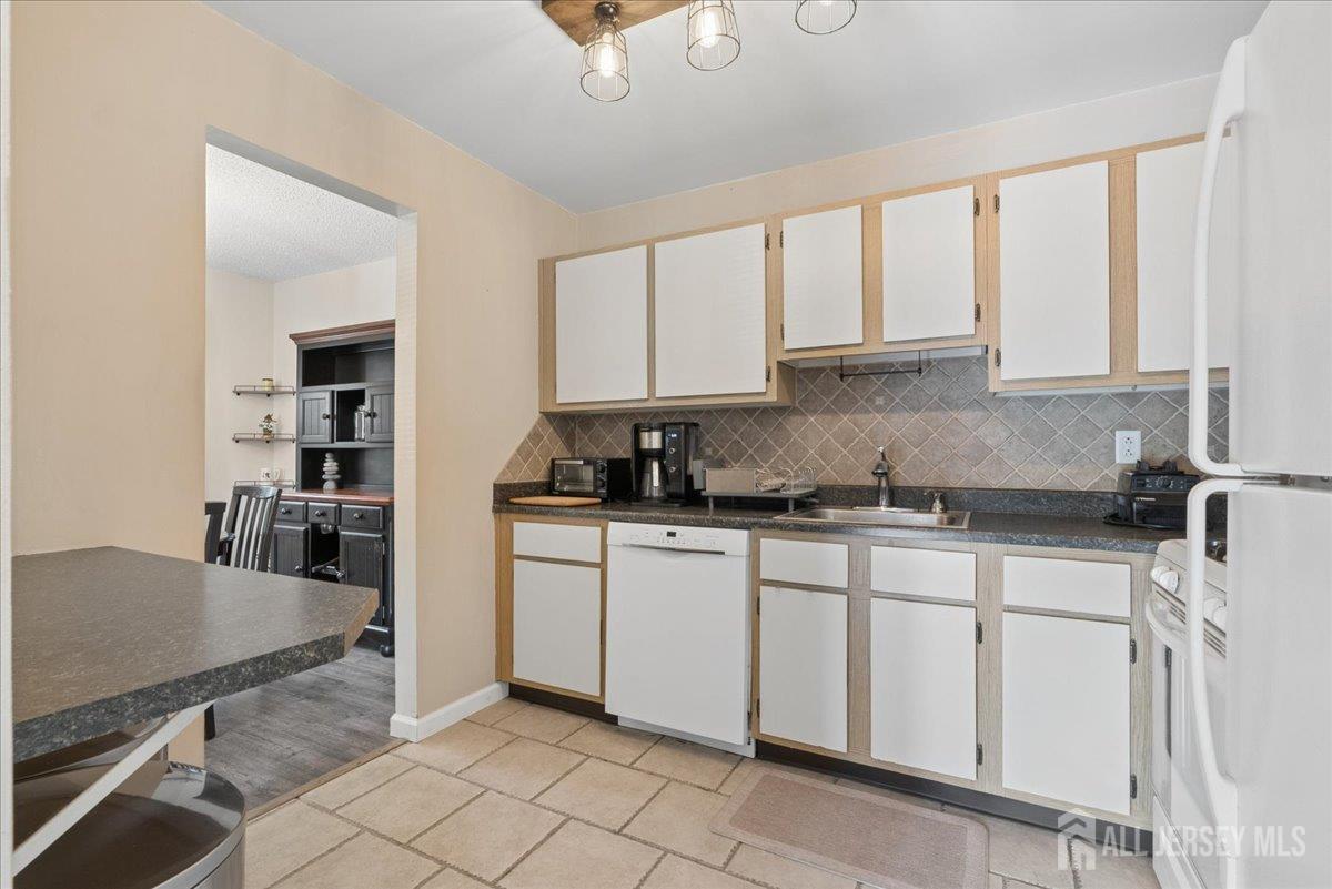 506 Violet Lane Jackson NJ 08527