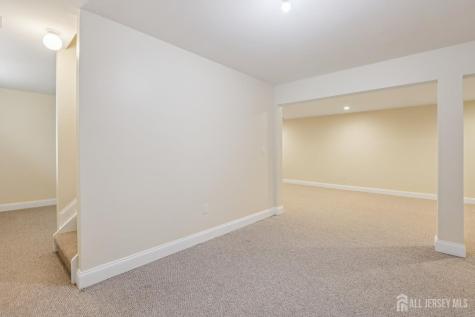 32 Cinder Road Edison NJ 08820