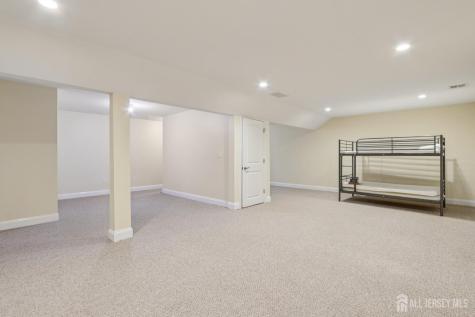 32 Cinder Road Edison NJ 08820