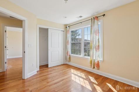 32 Cinder Road Edison NJ 08820