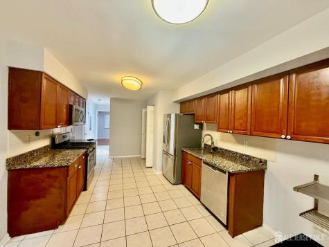 1404 Edison Glen Terrace Edison NJ 08837