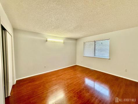 1404 Edison Glen Terrace Edison NJ 08837