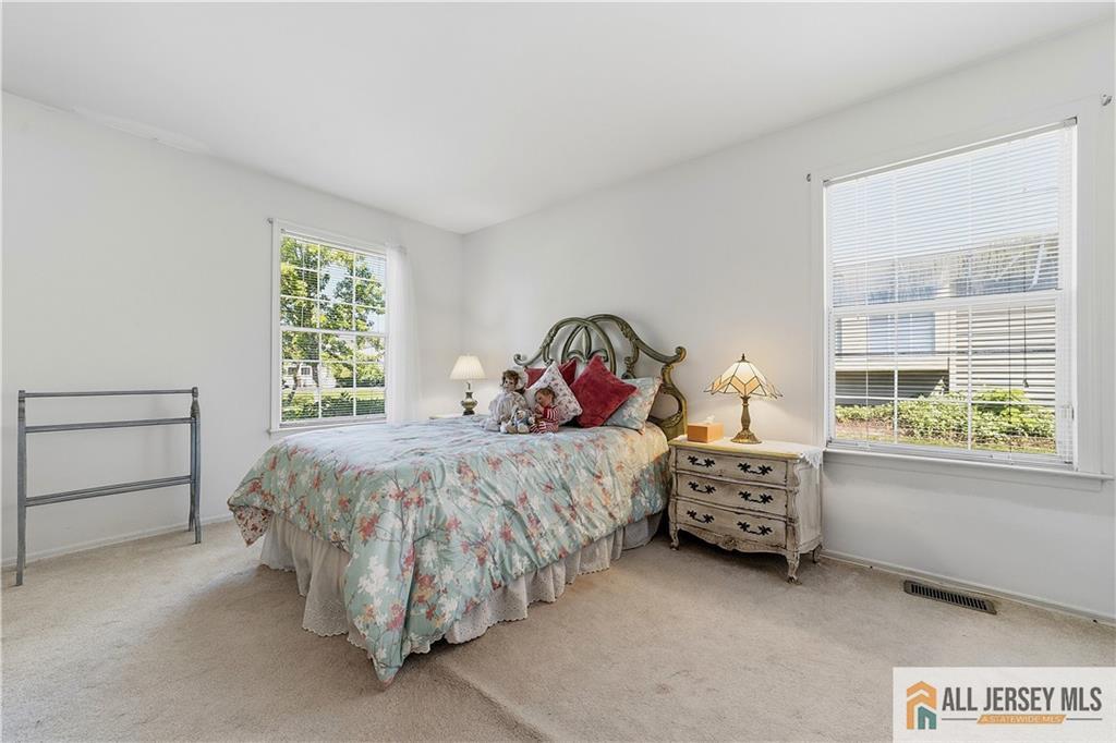9 Patrick Henry A Court Monroe NJ 08831
