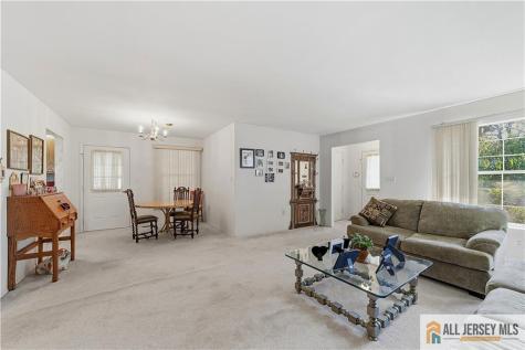 9 Patrick Henry A Court Monroe NJ 08831