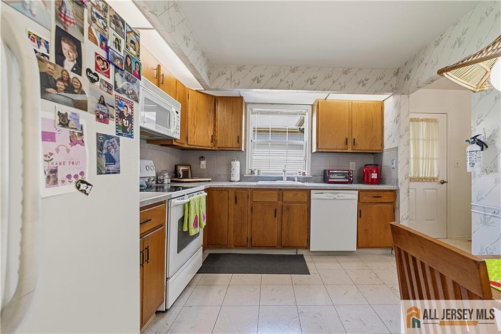 9 Patrick Henry A Court Monroe NJ 08831
