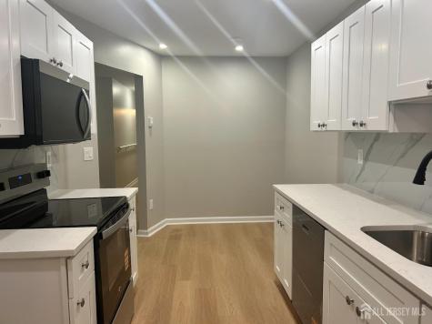 140 Amberly Drive Manalapan NJ 07726