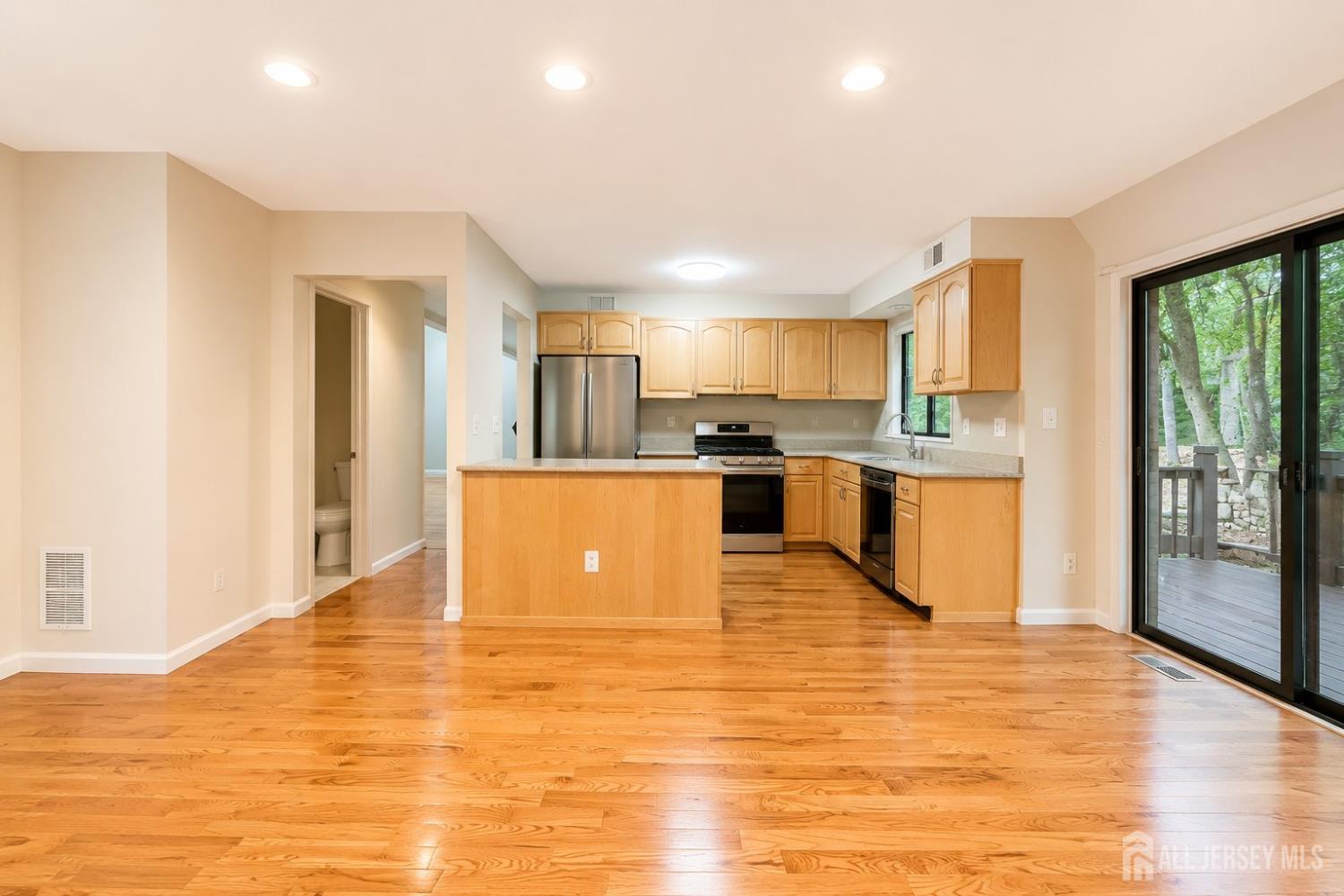 614 Sayre Drive Plainsboro NJ 08540