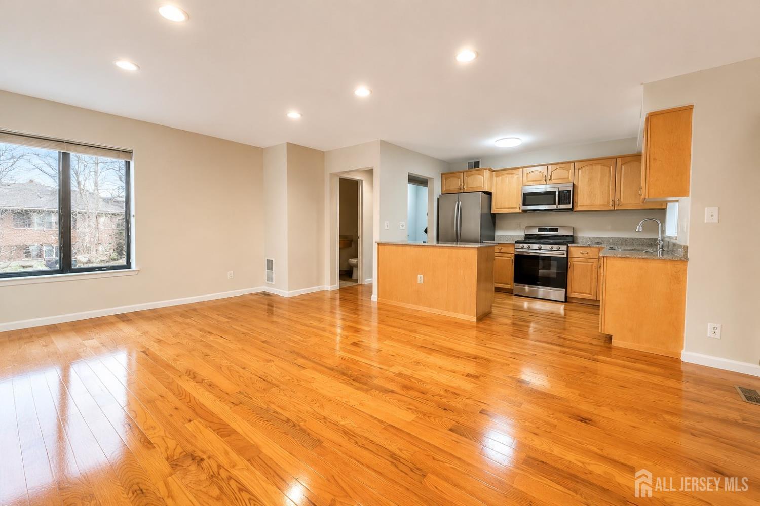 614 Sayre Drive Plainsboro NJ 08540