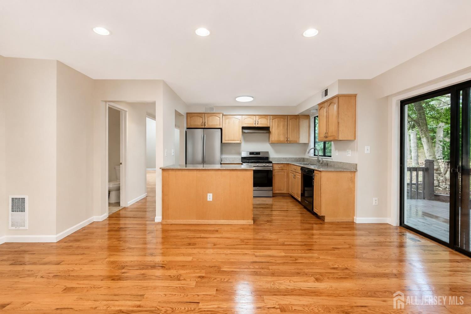 614 Sayre Drive Plainsboro NJ 08540