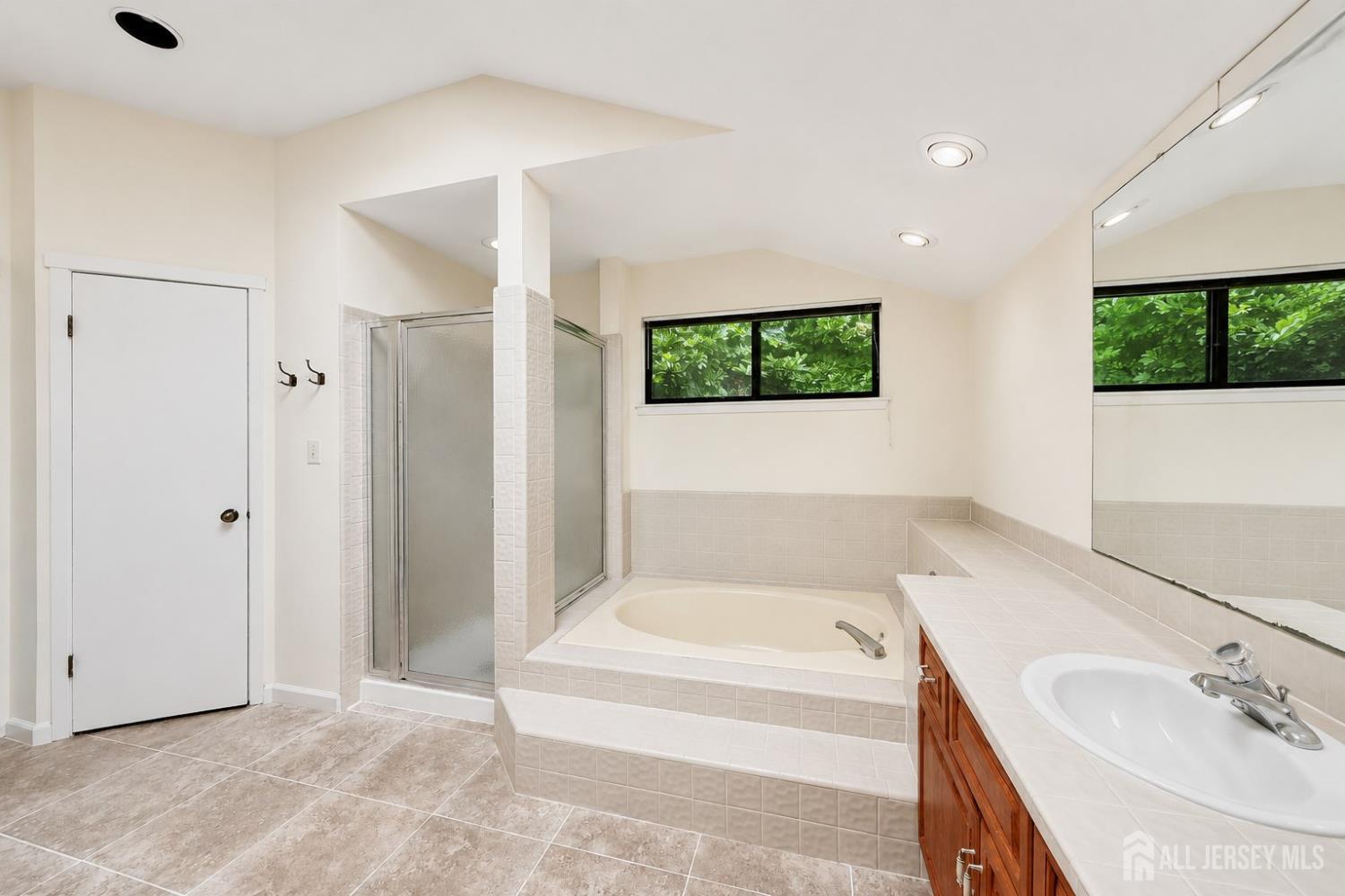 614 Sayre Drive Plainsboro NJ 08540