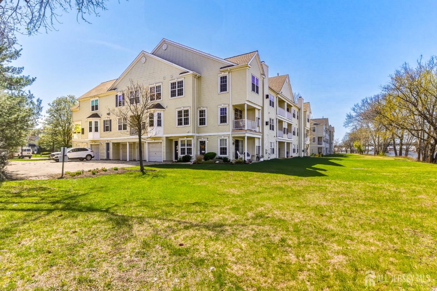 5210 Riverfront Drive Palmyra NJ 08065