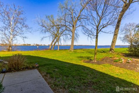 5210 Riverfront Drive Palmyra NJ 08065