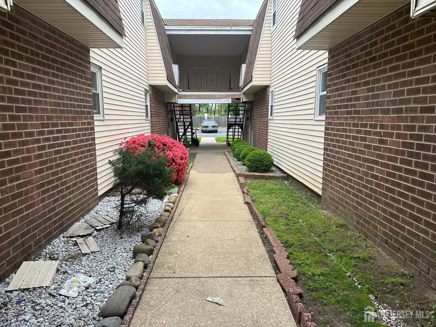 13-2 Florence Tollgate Florence NJ 08518