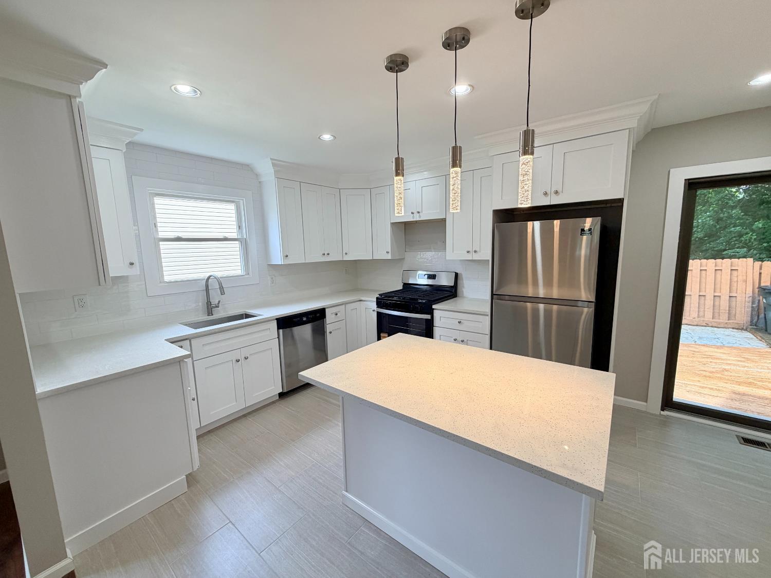 27 Davids Court South Brunswick NJ 08810