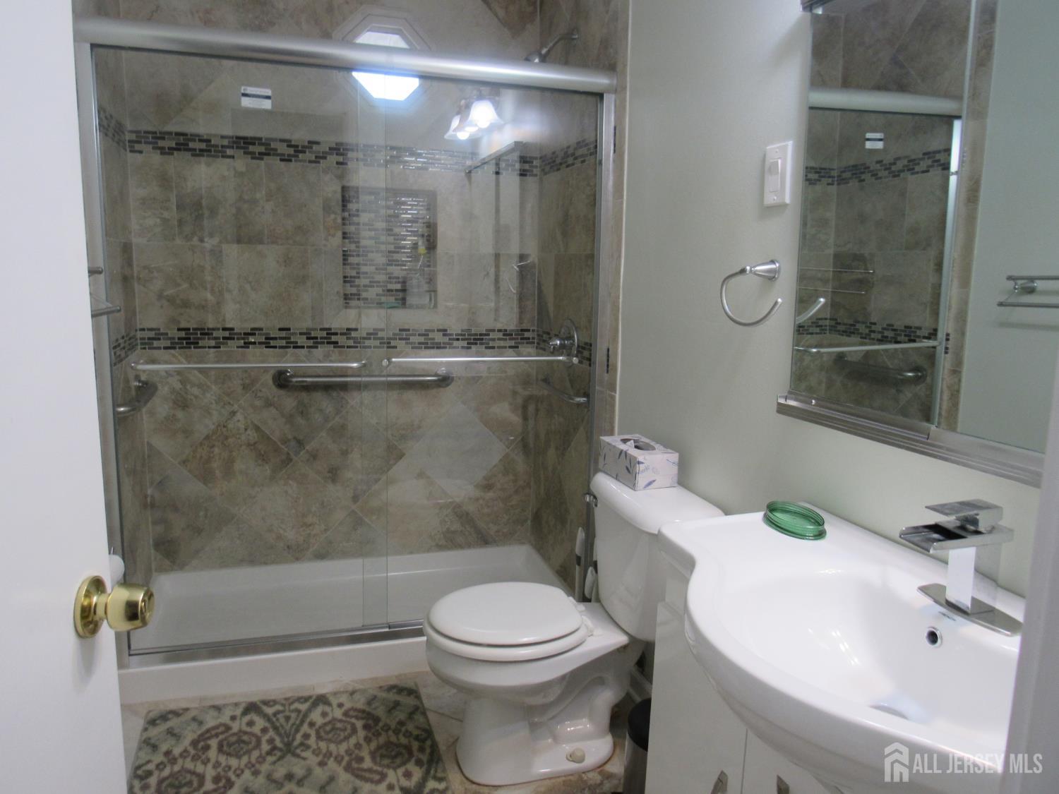 264-B Crosse Drive Monroe NJ 08831
