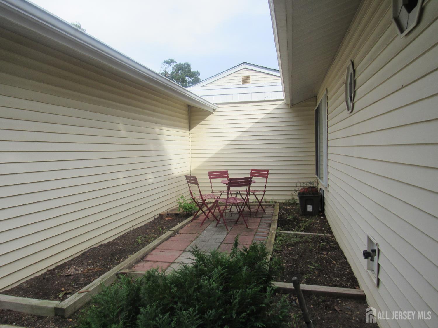 264-B Crosse Drive Monroe NJ 08831
