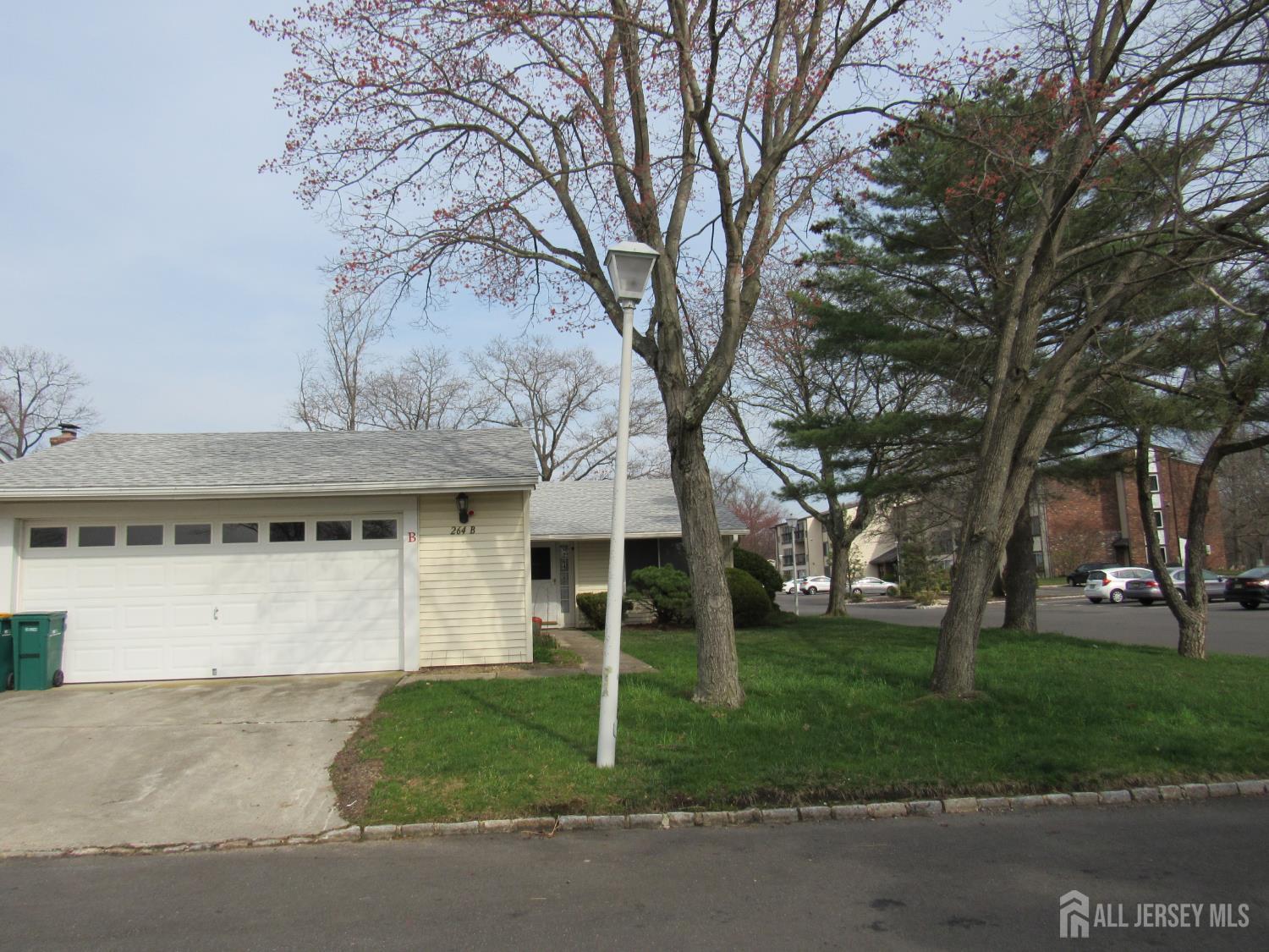 264-B Crosse Drive Monroe NJ 08831