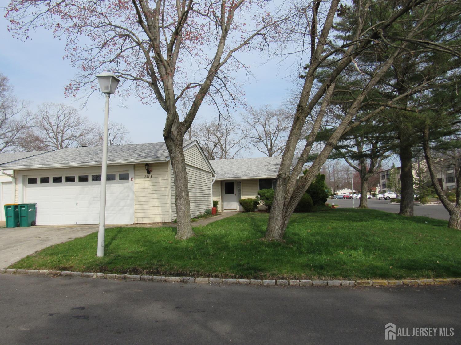 264-B Crosse Drive Monroe NJ 08831