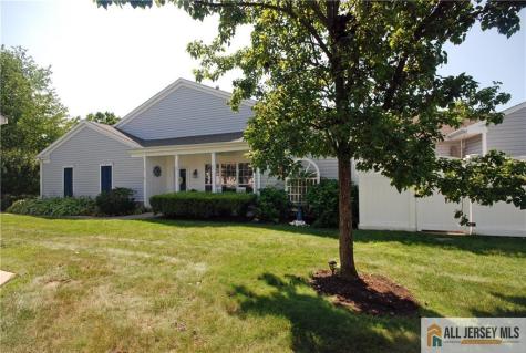 654 Bluebird Drive Monroe NJ 08831