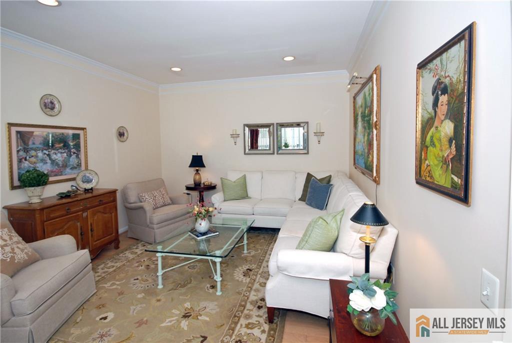 654 Bluebird Drive Monroe NJ 08831