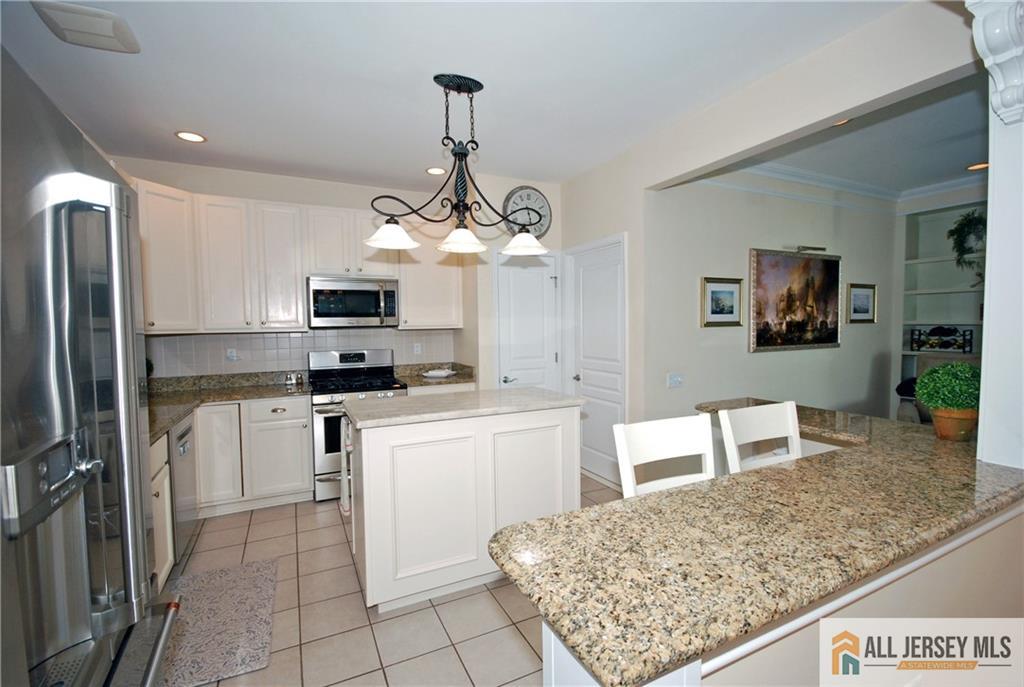 654 Bluebird Drive Monroe NJ 08831
