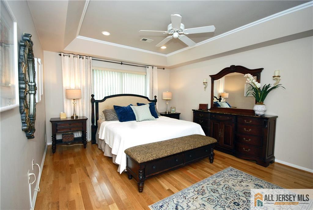 654 Bluebird Drive Monroe NJ 08831