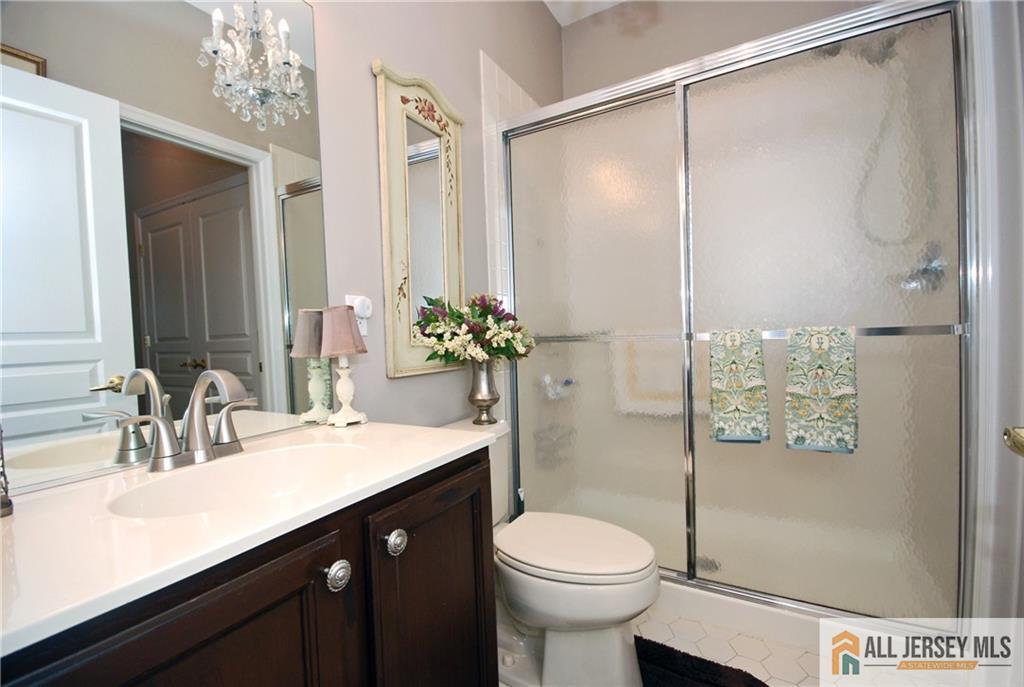 654 Bluebird Drive Monroe NJ 08831