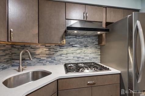 811 Waterford Drive Edison NJ 08817