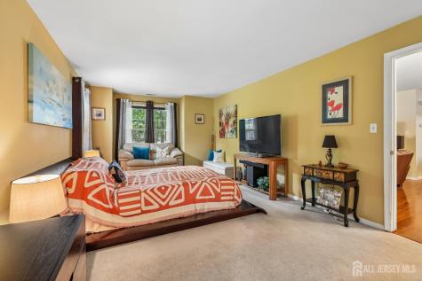 1702 Tanglewood Court Helmetta NJ 08828
