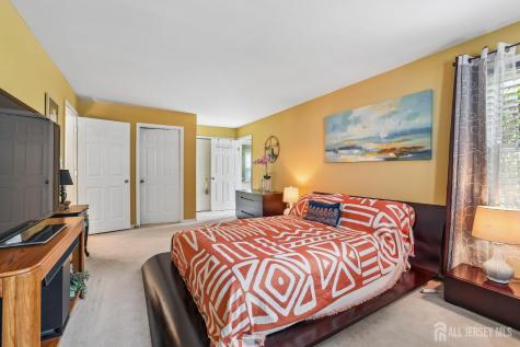 1702 Tanglewood Court Helmetta NJ 08828