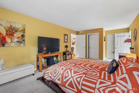 1702 Tanglewood Court Helmetta NJ 08828